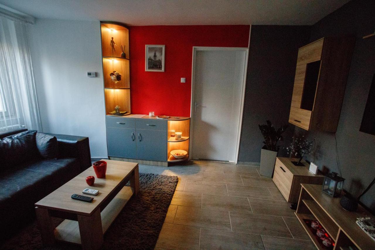 7 Days Premium Apartment Subotica Exterior photo